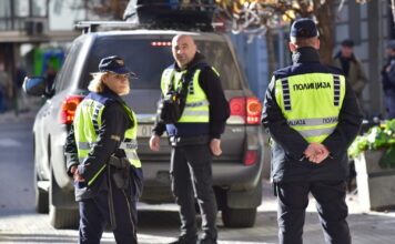 Пронајден починат маж пред поликлиника „Ченто“