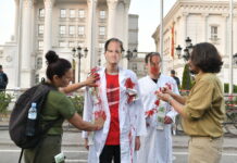 Запалени фотографии со ликовите на функционери, поставен нов ултиматум на протестот за Онкологија