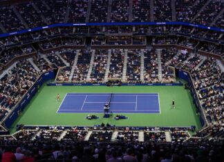 САД опен е најбучниот гранслем-турнир, благодарение на авионите, возовите, музиката и – гледачите