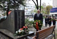 Oддадена почит во чест на загинатите припадници на ЈНА кои потекнуваа од Македонија