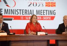 Сите отворени прашања на Балканот потенцијално претставуваат можност за дестабилизација на регионот, истакна Петровска