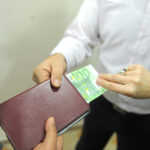 Пет лица осомничени за корупција, Мицкоски вели дека такво однесување нема да се толерира