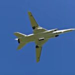 Украина тврди дека соборила руски бомбардер „Ту-22М3“, Русите велат дека се урнал поради дефект