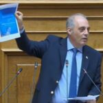 Претседател на грчка партија од собраниската говорница го искина Договорот од Преспа