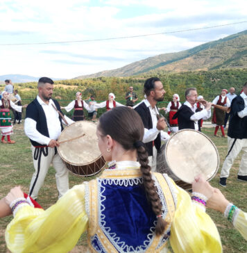 Негување на фиданката од родниот крај
