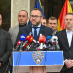 Размислувам за заострување на казнената политика за пиротехнички средства, вели Тошковски