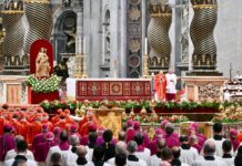 Conclave Liturgija, Varikan