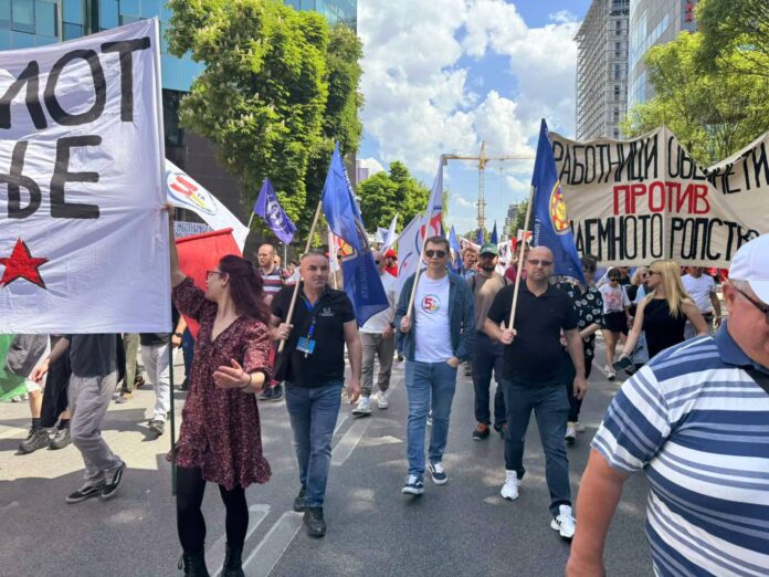 The basic salary in the country cannot be lower than the minimum wage – the independent police union tomorrow protests