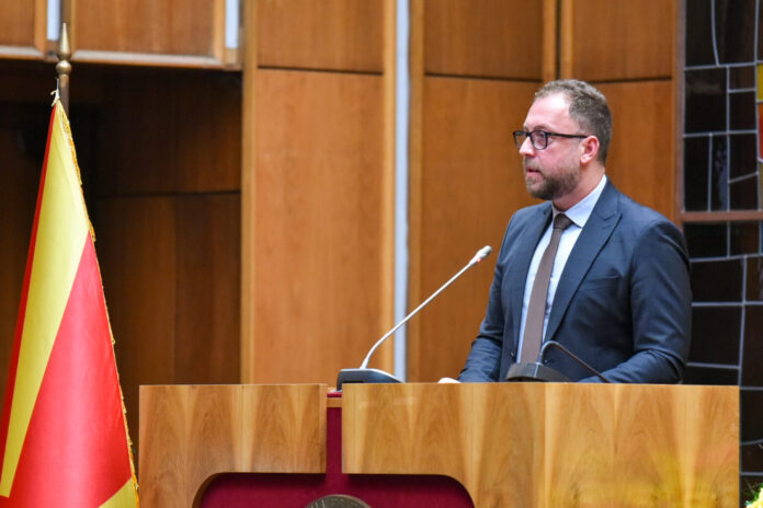 Ljutkov: Caring for the Macedonian language becomes an act of modern patriotism, to approach him with love and knowledge