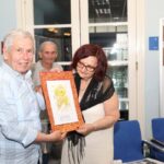 Изложба „Цвеќето на мирот“ во Задар