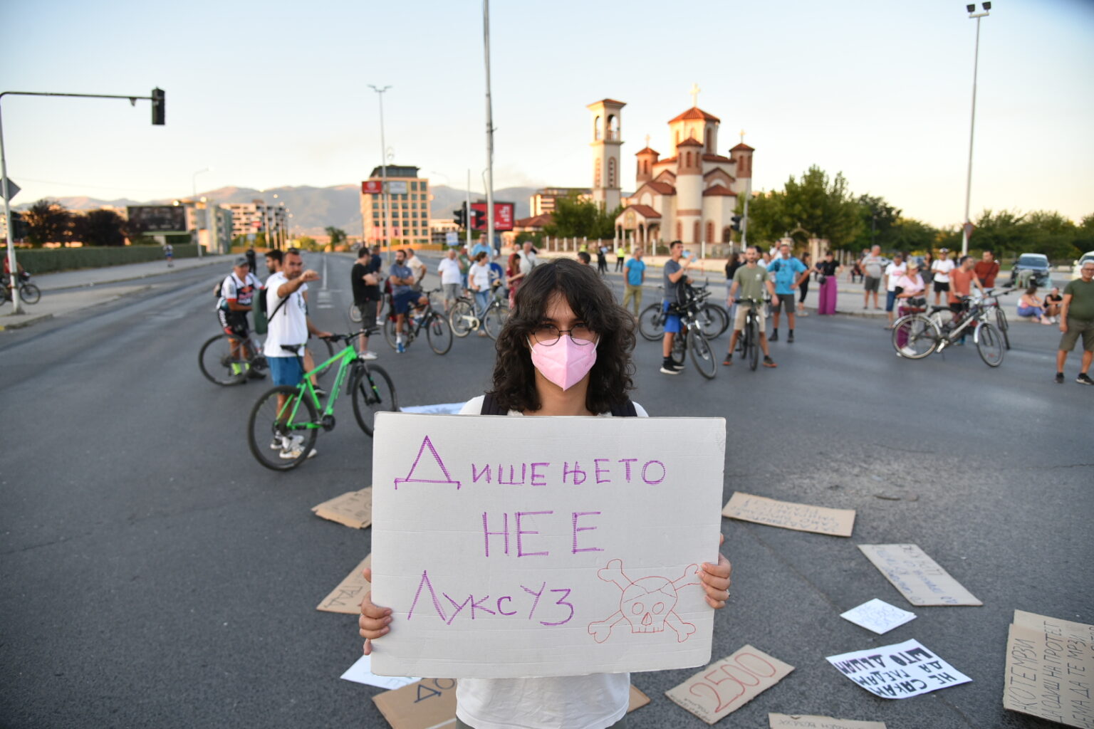 Protest Novo lisice, Zagaduvanje Vardariste