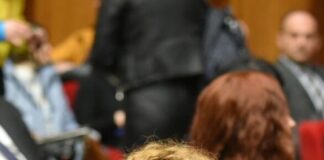 Шекеринска: НАТО внимателно го следи руското хибридно мешање во БиХ и на Балканот