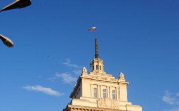 Запленети милиони евра и илјадници дојави за подготовка на изборни злоупотреби во Бугарија