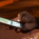 Кој користи ЧетГПТ и што најчесто го прашуваат луѓето?