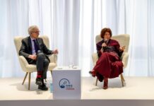 Силјановска-Давкова на Парискиот мировен форум: Евроинтеграцијата е дијалог, а не диктат