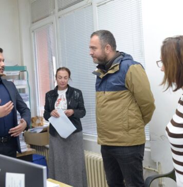 Тошковски им порача на граѓаните да пријават ако некој им бара награда за службено дејствие кое мора да се изврши