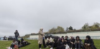 По силниот земјотрес синоќа, повеќе од 100 последователни потреси во Турција