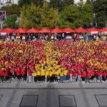Учениците од Прилеп го формираа македонското знаме