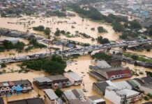 Во поплавите во Тајланд, досега животот го загубија 162 лица Thailand