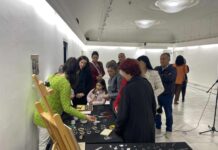 „Светлината на сребрените божествени нишки“ – филигранска изложба во Кавадарци