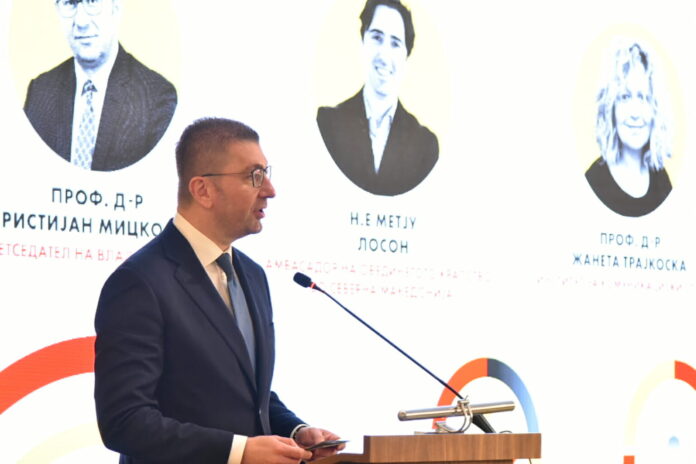 589412605_1175239318115265_3745605889623382691_n Mickoski