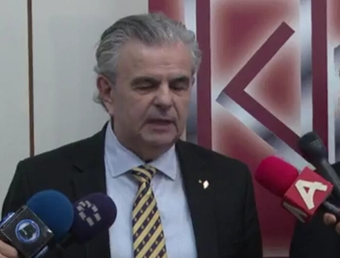 antoni pesev printskrin