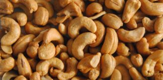 АХВ заплени небезбедна храна од непознато потекло во Чучер-Сандево