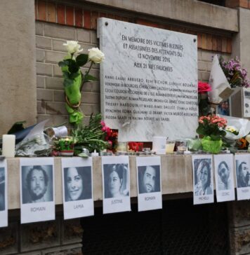 Демонстрација на национално единство и универзални човечки вредности