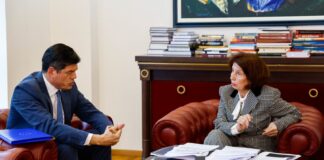 Силјановска Давкова го прими извештајот за Македонија