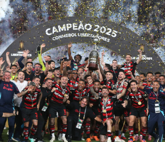 Фламенго првак, историски достигнувања на Данило, Жоржињо и на Луис