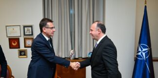 Средба на Гаши со претставници од ДИК, во фокус повторените избори кои треба да се одржат во неколку општини