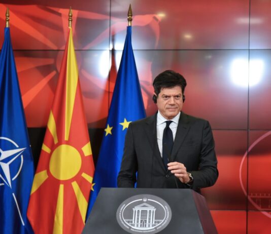 Македонија треба да ги забрза реформите, а Кривичниот законик треба да се измени и во Парламентот, порача Рокас