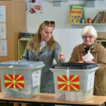 Гласањето од вториот круг на локалните избори 2025 се одвива мирно, велат од МВР