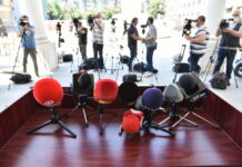 Кога професионалните принципи и новинарската етика замолчуваат, спинот зборува