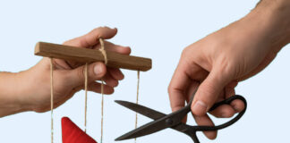 МАГА, МЕГА и Македонија како пример за микросуверенизам