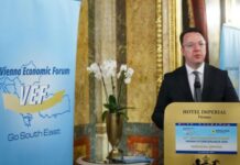 Потребна е економска соработка, инвестиции и политики на просперитет како приоритет за развој на регионот, рече Николовски