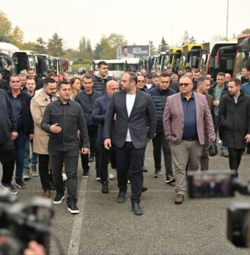 Од понеделник 55 приватни автобуси ќе го засилат јавниот превоз во Скопје, најави Ѓорѓиевски