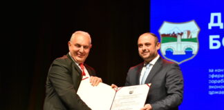 Наградата е поддршка за сите што се посветени на изградбата на подобро општество