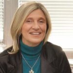 Џин и Џуџе како Бон и Бона