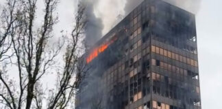 Гори облакодер на „Вјесник“ во Загреб: Гаснењето ќе трае цел ден, без опасност од уривање