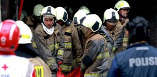 Најмалку 17 загинати во голем пожар во деловна зграда во Џакарта pozar Dzakarta