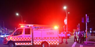 Дванаесет лица се убиени, а најмалку 29 се повредени во пукање на плажа во Австралија Sidnej pukanje