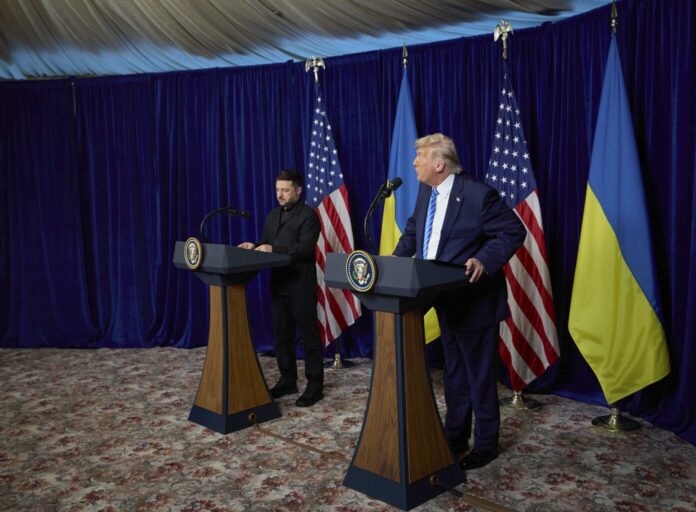 US President Donald Trump and Ukrainian President Volodymyr Zelensky meeting in the US Zelenski Trump
