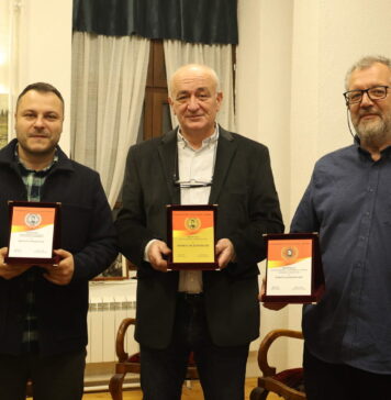 Венко Андоновски е добитник на наградата „Васил Иљоски“ за животно дело