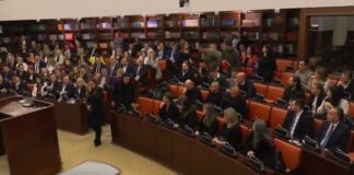 Владата има законска, морална и човечка обврска да постапи јасно, праведно и одговорно, истакна Петрушова