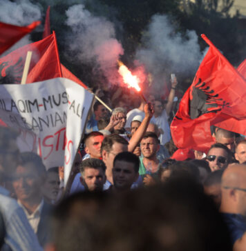 Неопходно решително СТОП за политичките практики што ја нарушуваат државноста!