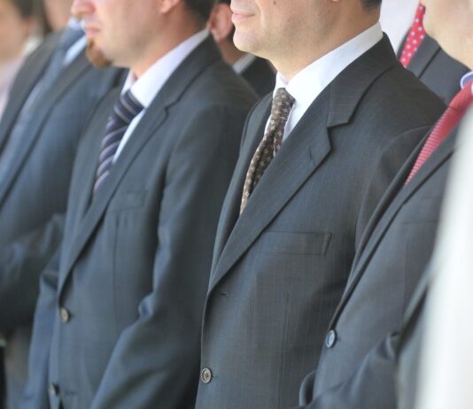 Воениот судир сопира – се забревтува економскиот