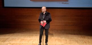 Митко Чешларов: Луѓето се препознаваат во моите песни!