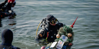 Се накити подводната елка во Охридското Езеро