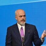 Рама: Албанија ќе произведува оклопни возила и борбени беспилотни летала